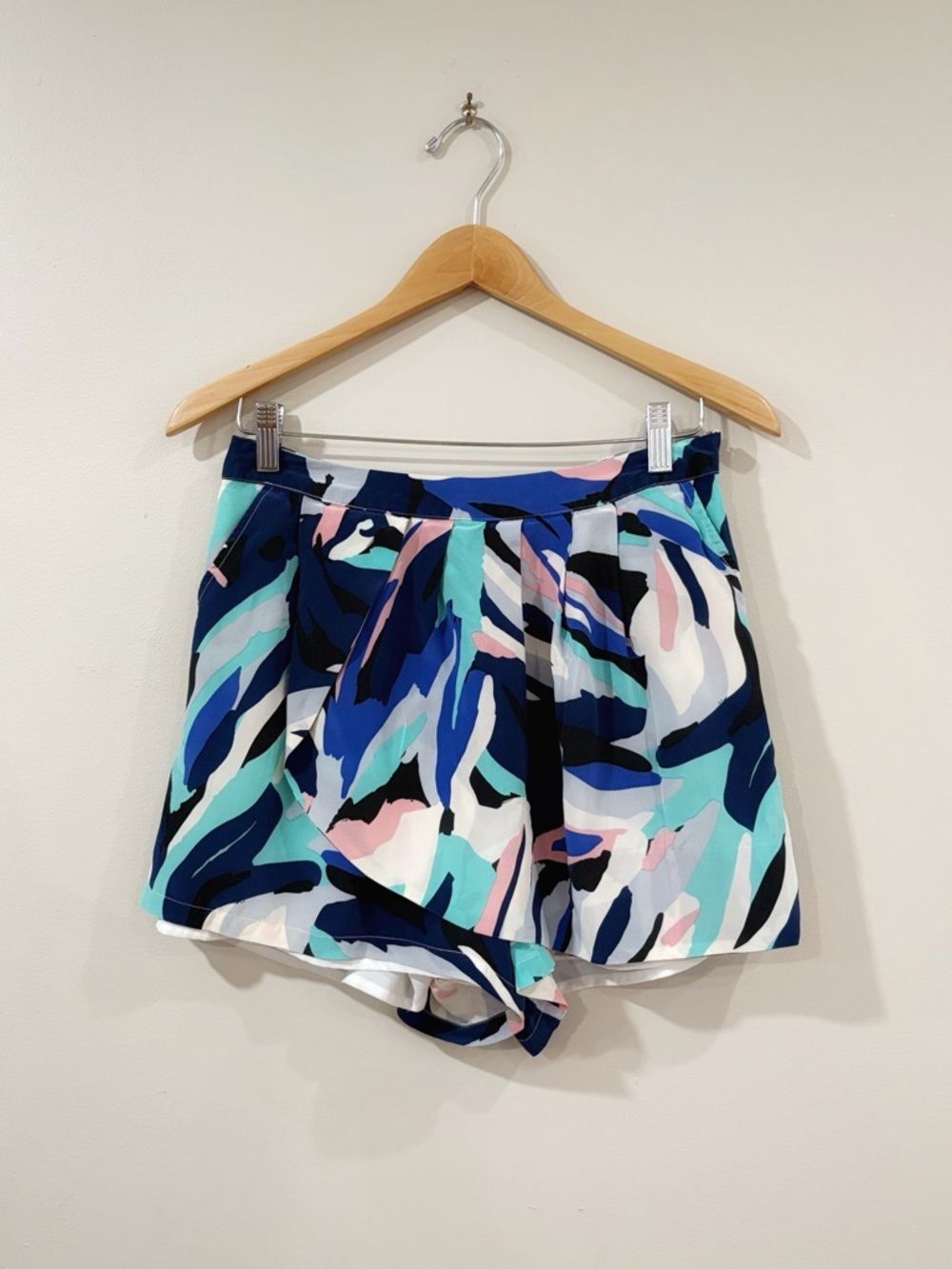 Yumi Kim Skort Womens M Silk Floral Lined Shorts Skirt Chic Resort